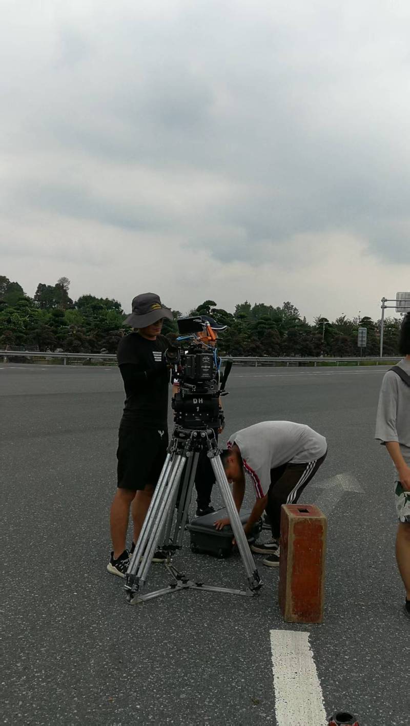 路北区TVC拍摄公司：唤醒集体记忆，构建跨代际沟通桥梁